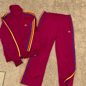 Ladies ADIDAS sweatsuit.